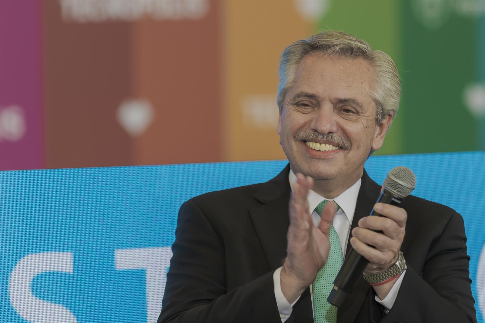 Alberto Fernández dice que Argentina va a volver a crecer en 2023 con