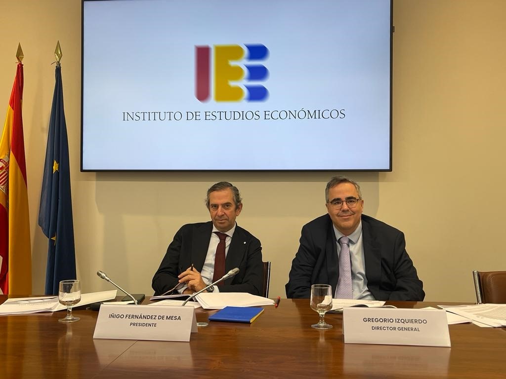 El Instituto De Estudios Econ Micos Lanza Sus Premios Para Reconocer La