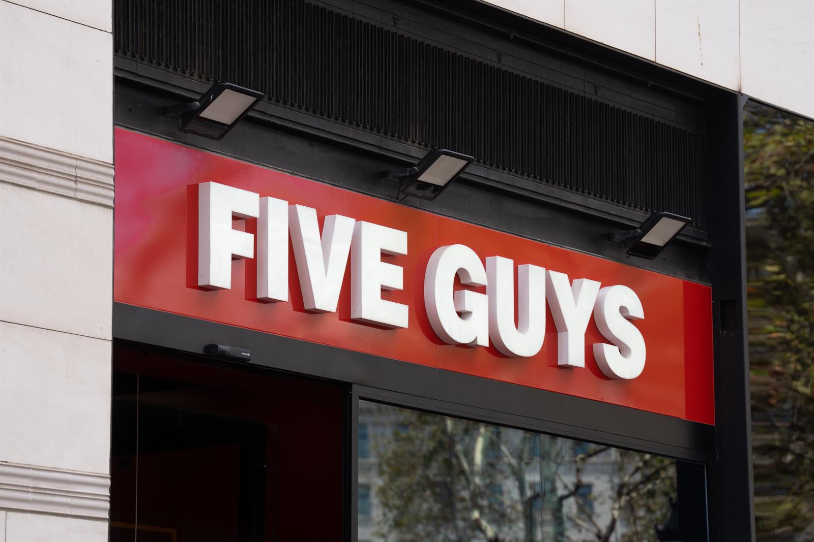 Five Guys roza los 30 restaurantes en España tras la apertura de un