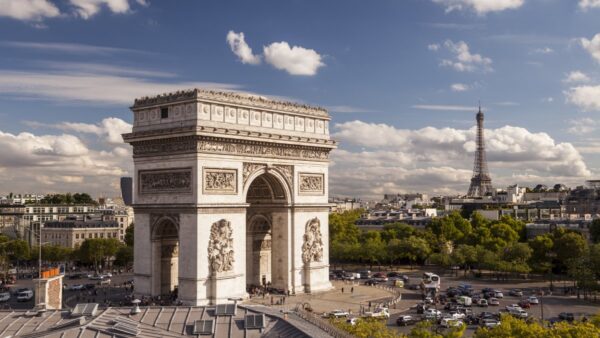 Qué es y cómo gestionar el síndrome de París cuando el viaje soñado no