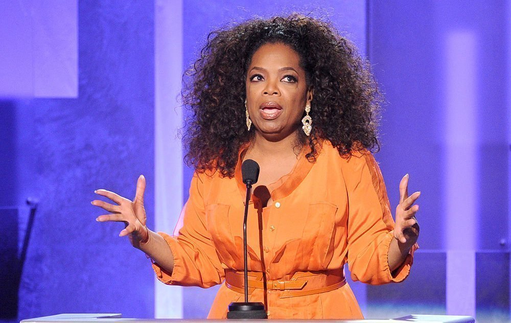 ¿Cuál fue el primer sueldo de Oprah Winfrey?