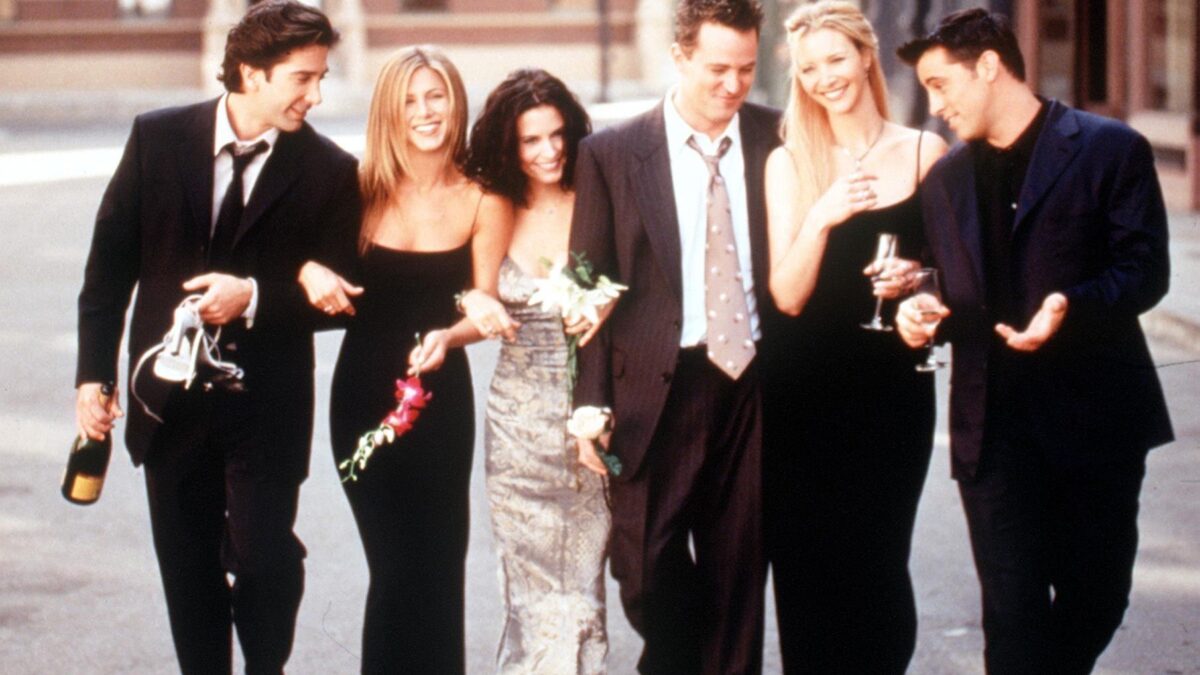 Warner Bros Discovery llega a un acuerdo de más de 1.000 millones de dólares por el catálogo musical que incluye el tema de ‘Friends’