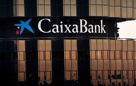 CaixaBank, pionera en crear una escuela de control de riesgos