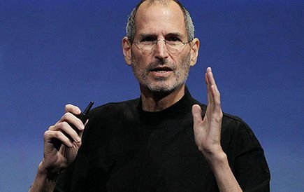 ¿Qué canciones escuchaba Steve Jobs para entrenar su cerebro?