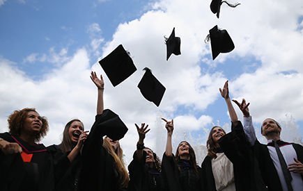 Han recibido un doctorado, pero sin ir a la universidad