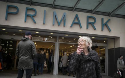 Primark sale ganando con el Brexit