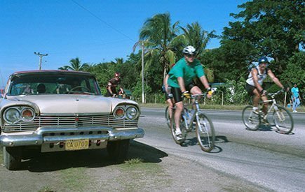 Cuba está al borde de la revolución online