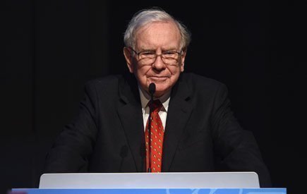 3 técnicas de persuasión que puedes aprender de Warren Buffett