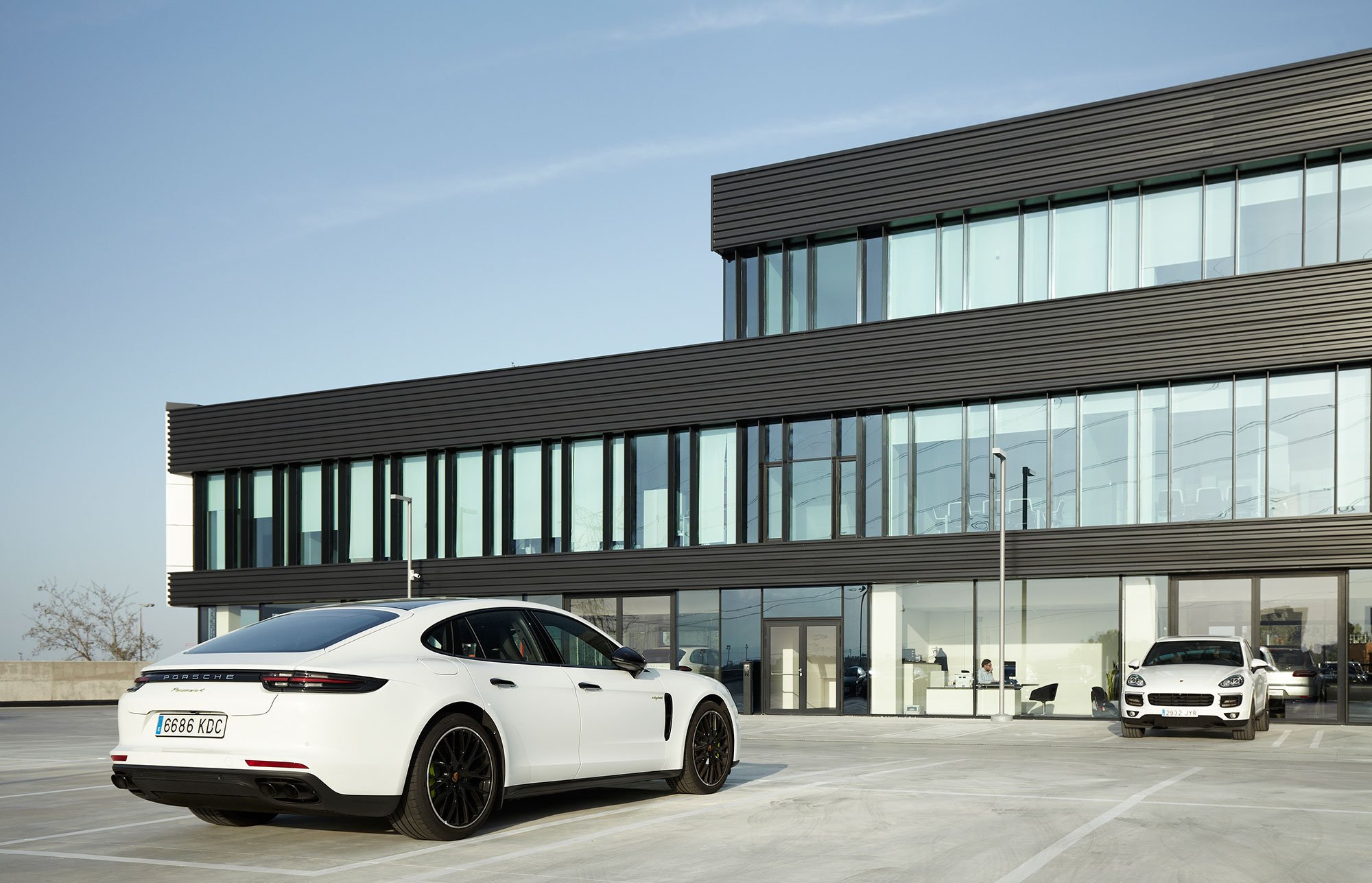 Porsche presenta sus nuevas instalaciones en Madrid