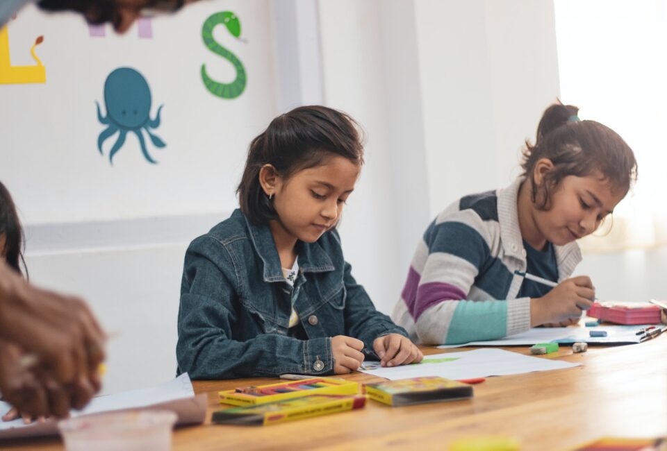 Niños en un colegio