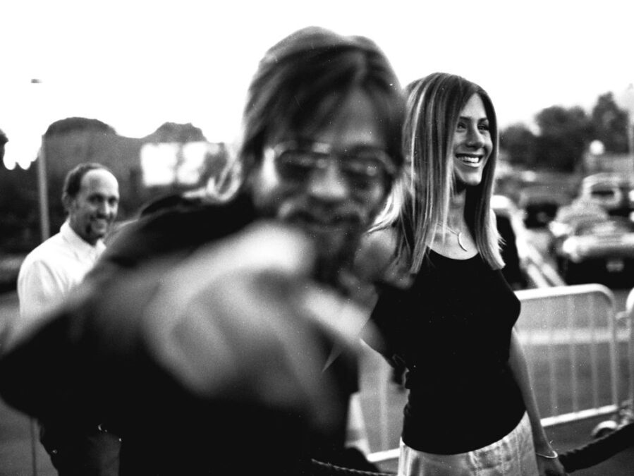 El ‘status’ del lunes: 'Hi, Aniston; Hi, Pitt'