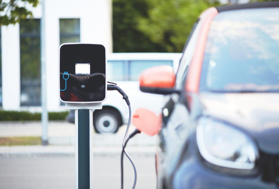 Punto de recarga del coche eléctrico