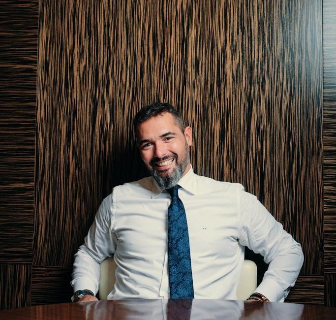 Comienza el Dakar 2022 con el empresario Kilian Revuelta