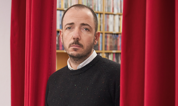 Jaume Ripoll, responsable editorial y de contenidos de Filmin, en las oficinas de la compañía. Foto: Xavi Torres-Bacchetta