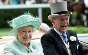 La reina Isabel II y el duque de Edimburgo en Ascot en una imagen de archivo de 2012. Getty Images.