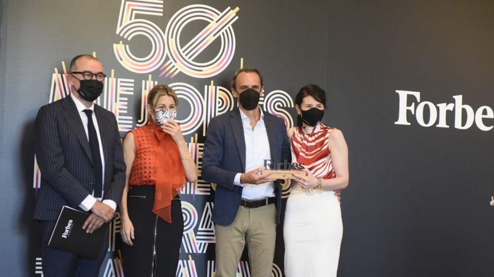 (De izq. a drch.) Andrés Rodríguez, presidente de SpainMedia y editor de Forbes España; Yolanda Díaz, Ministra de Trabajo y Economía Social; Rafael Brugnini, director general de SAP España; y Alba Herrero, Directora de Recursos Humanos para el sur de Europa y África francófona de SAP.