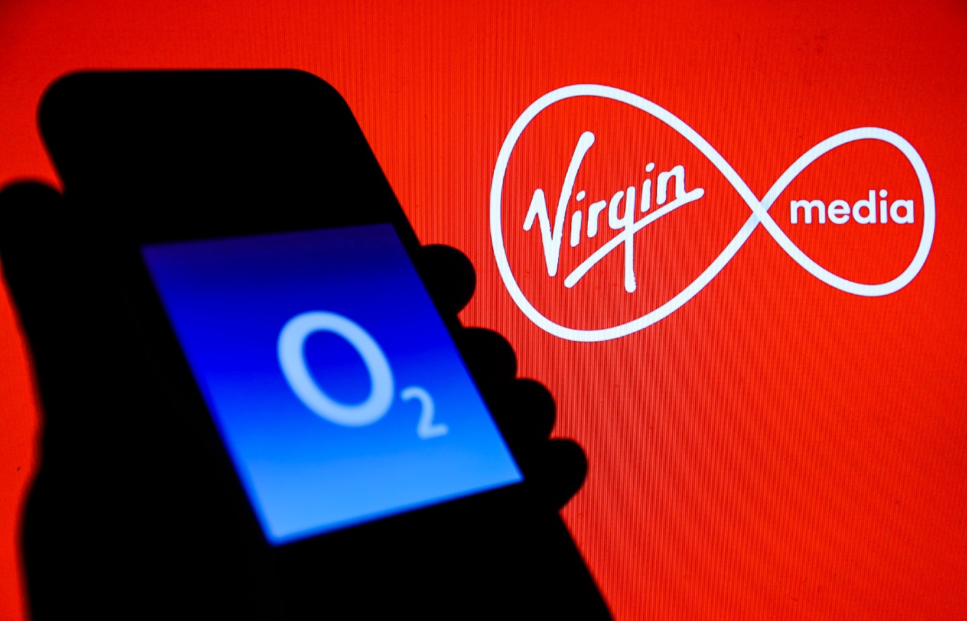 Reino Unido da luz verde a la fusión de Virgin y O2 (Telefónica)