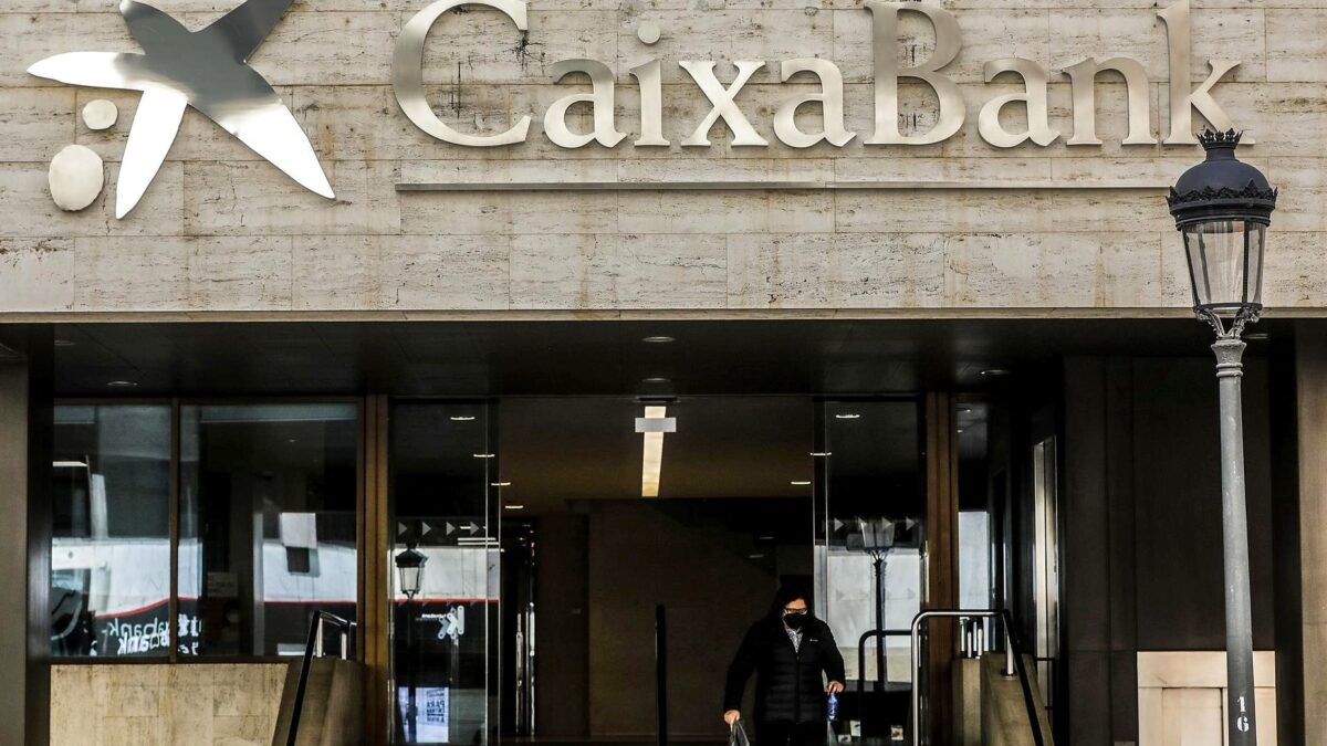 CaixaBank ejecuta el 61% de su programa de recompra tras invertir 1.107 ...