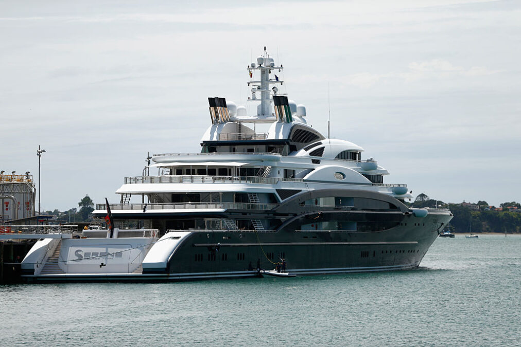 El superyate ‘Serene’, de Mohamed Bin Salman, en el muelle Wynyard de Auckland (Nueva Zelanda). Foto: Phil Walter (Getty Images)