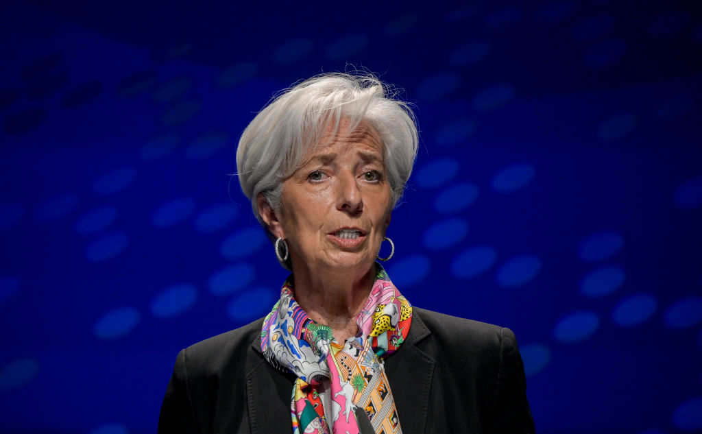 Lagarde descarta el ‘tapering’ y subraya que la reducción de compras de activos es un «recalibrado»