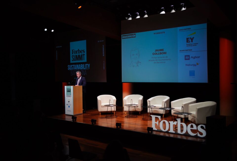 Jaume Collboni, primer teniente de alcalde del Ayuntamiento de Barcelona, ha inaugurado el primer FORBES Summit Sustainability Barcelona 2021. (Foto: Joan Mateu Parra)