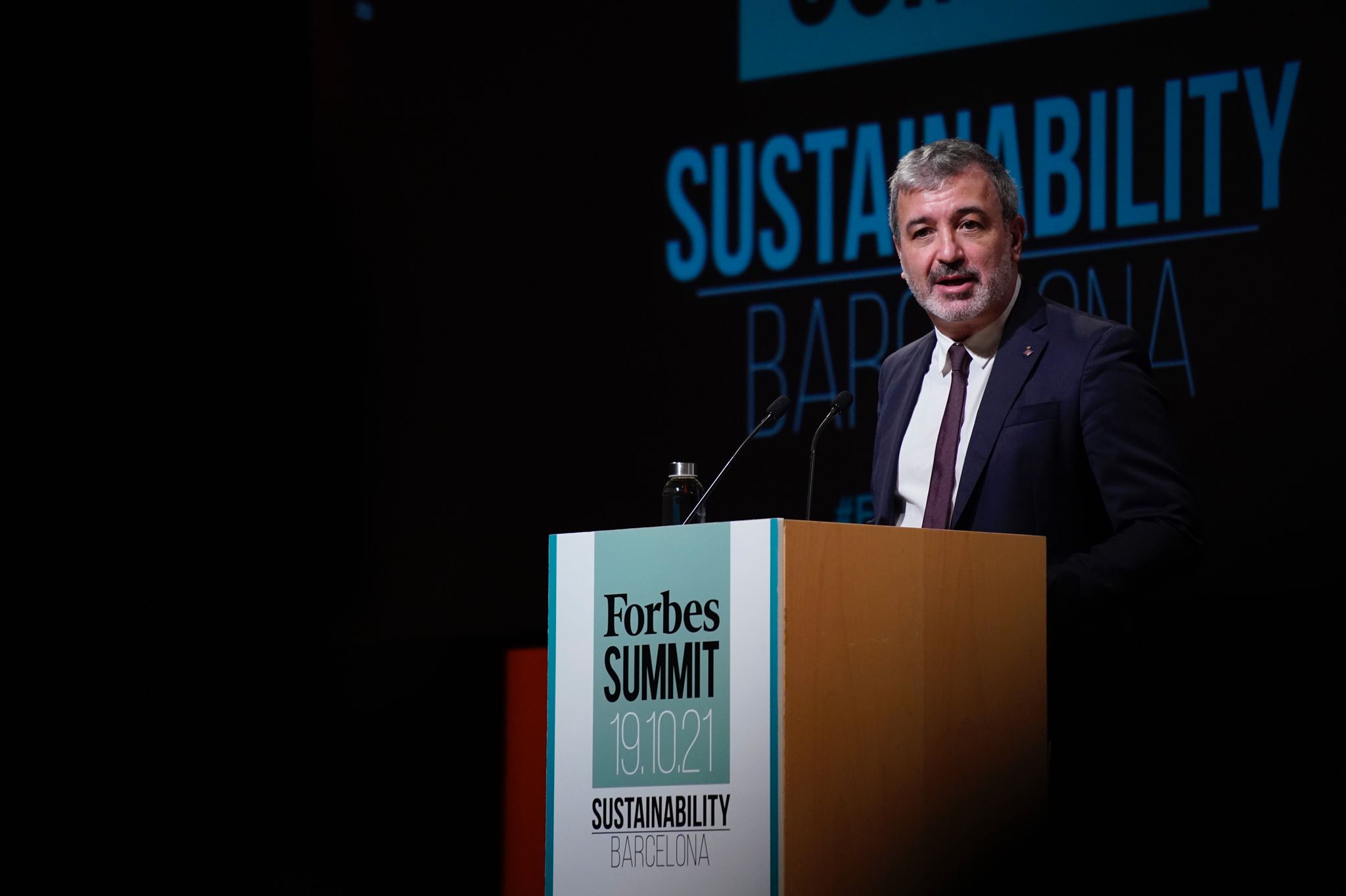 Jaume Collboni, primer teniente de alcalde del Ayuntamiento de Barcelona, ha inaugurado el primer FORBES Summit Sustainability Barcelona 2021. (Foto: Joan Mateu Parra)