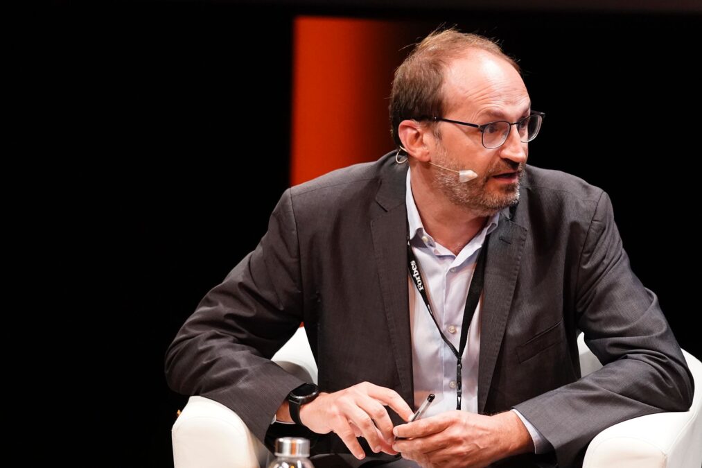 Joan Herrera, director del área de Acción Ambiental y Energía del Ayuntamiento de El Prat de Llobregat. (Foto: Joan Mateu Parra)