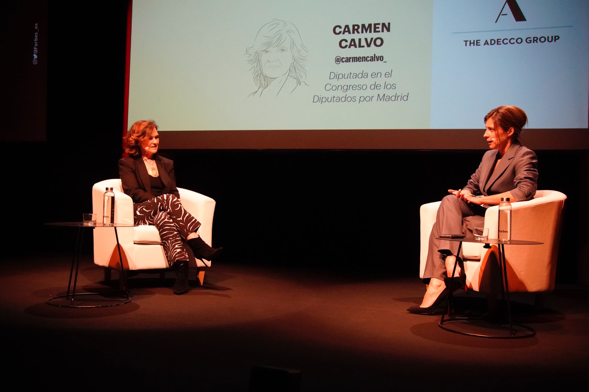 Carmen Calvo, diputada en el Congreso de los Diputados por Madrid, ha charlado con la periodista y escritora Sandra Barneda, curator de Forbes Power Summit Women 2021. (Foto: Joan Mateu Parra)