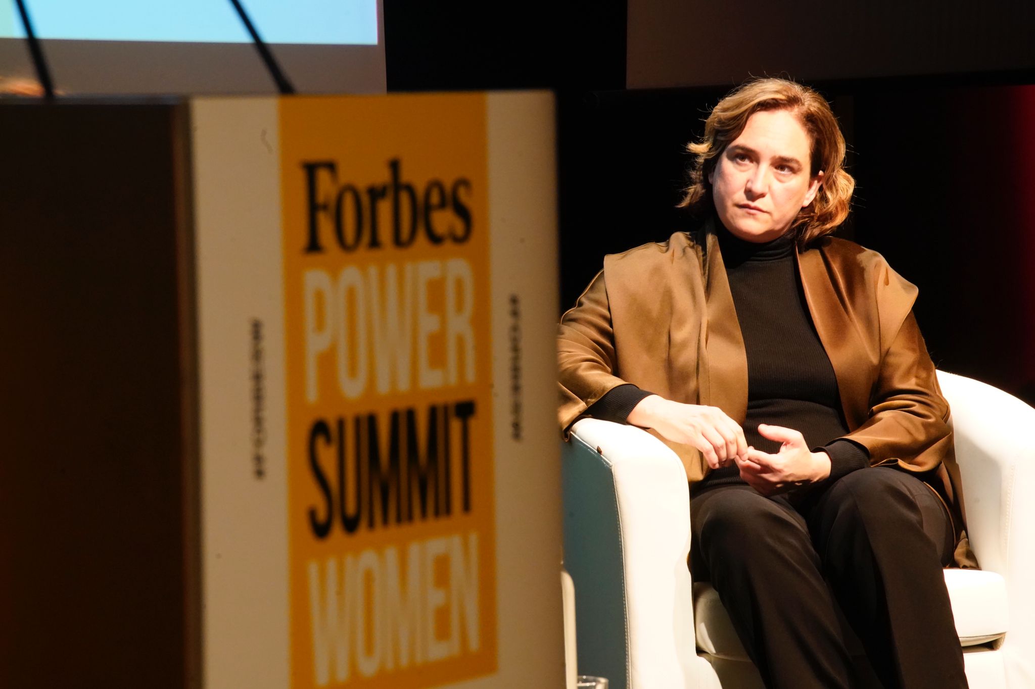 Ada Colau, alcaldesa de Barcelona, durante su intervención en el Forbes Power Summit Women 2021 celebrado en el Gran Teatre del Liceu de Barcelona. (Foto: Joan Mateu Parra)