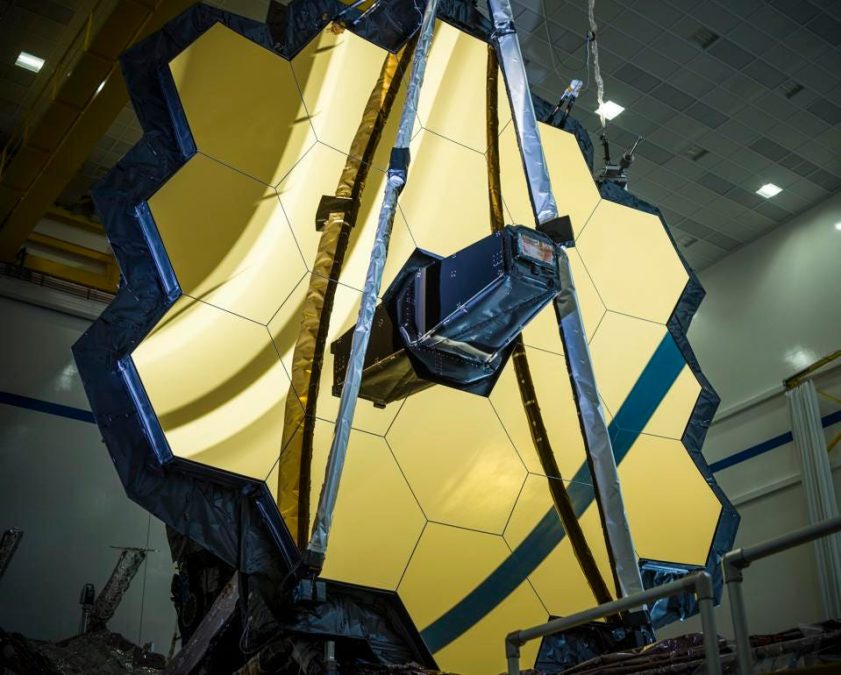 La NASA lanza el telescopio espacial Webb, valorado en 10.000 millones de dólares