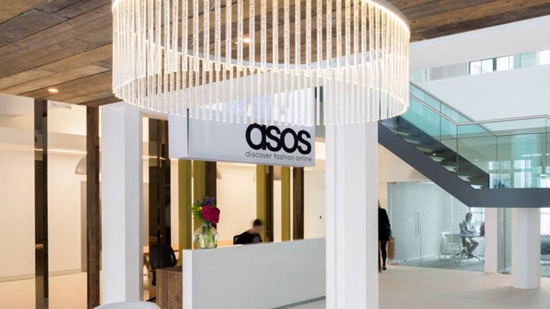 Asos entra en pérdidas en su primer semestre, con 19 millones