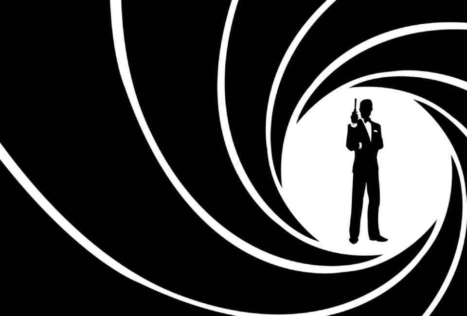 Estos son los villanos más ricos de James Bond