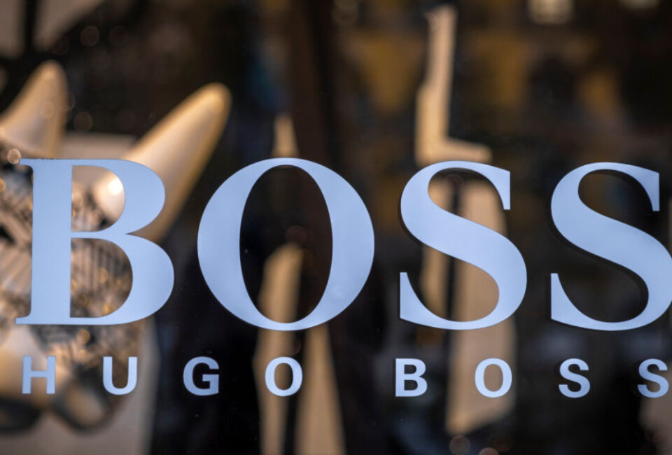 Hugo Boss vuelve a beneficios en el primer trimestre con 26 millones