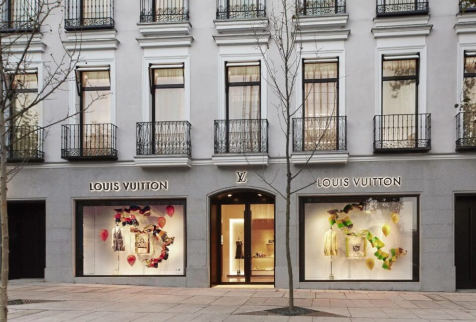 Louis Vuitton impulsa su producción en España con una nueva fábrica en Girona