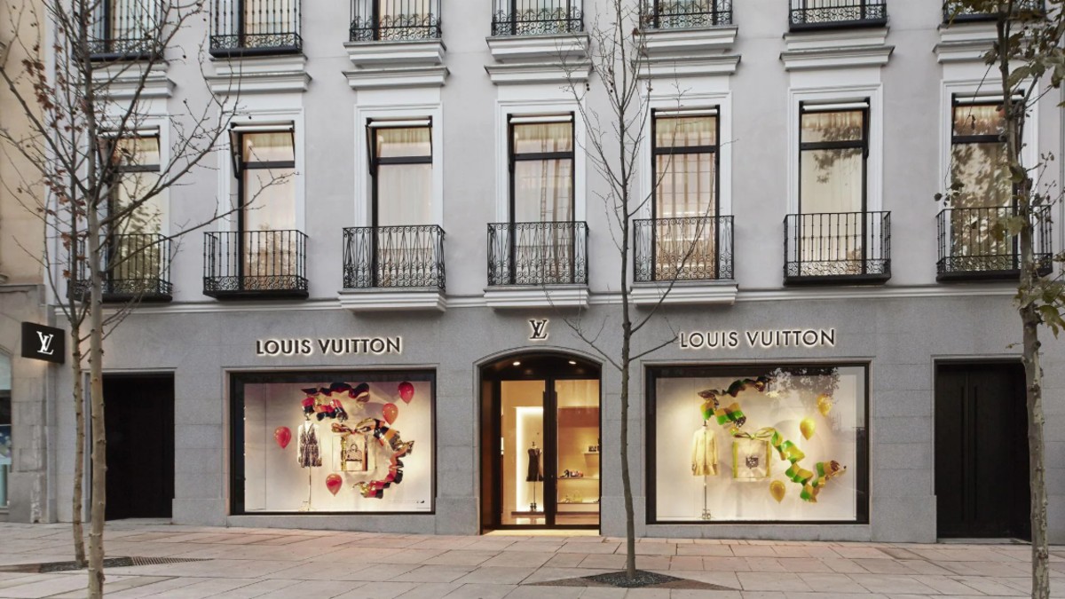 Trabajo De Empresa:louis Vuitton En Girona