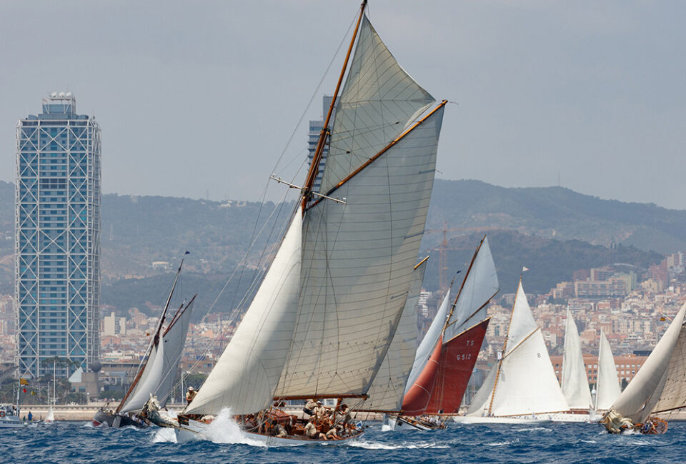 Barcelona se prepara para la XV edición de la regata Puig Vela Clàssica