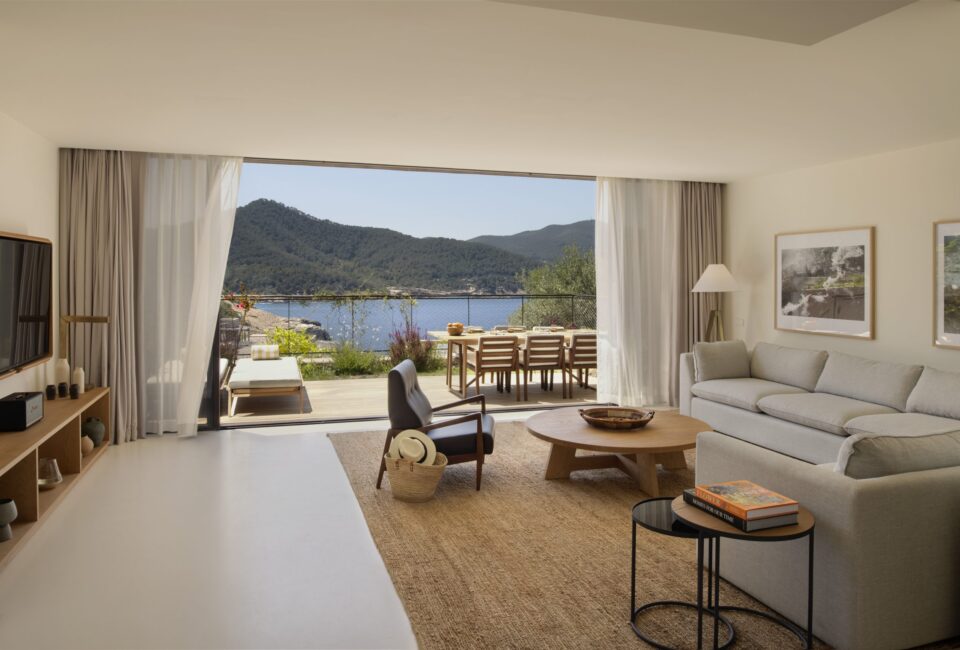 Así son las lujosas villas con vistas panorámicas al mar de Six Senses Ibiza