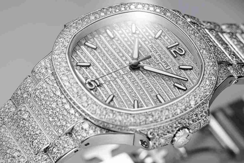 premio-patek-nautilus-diamantes-hora-de-mujer
