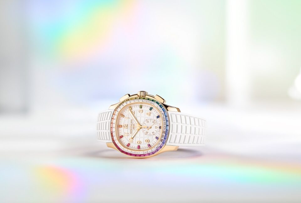 Los relojes más brillantes en un país multicolor