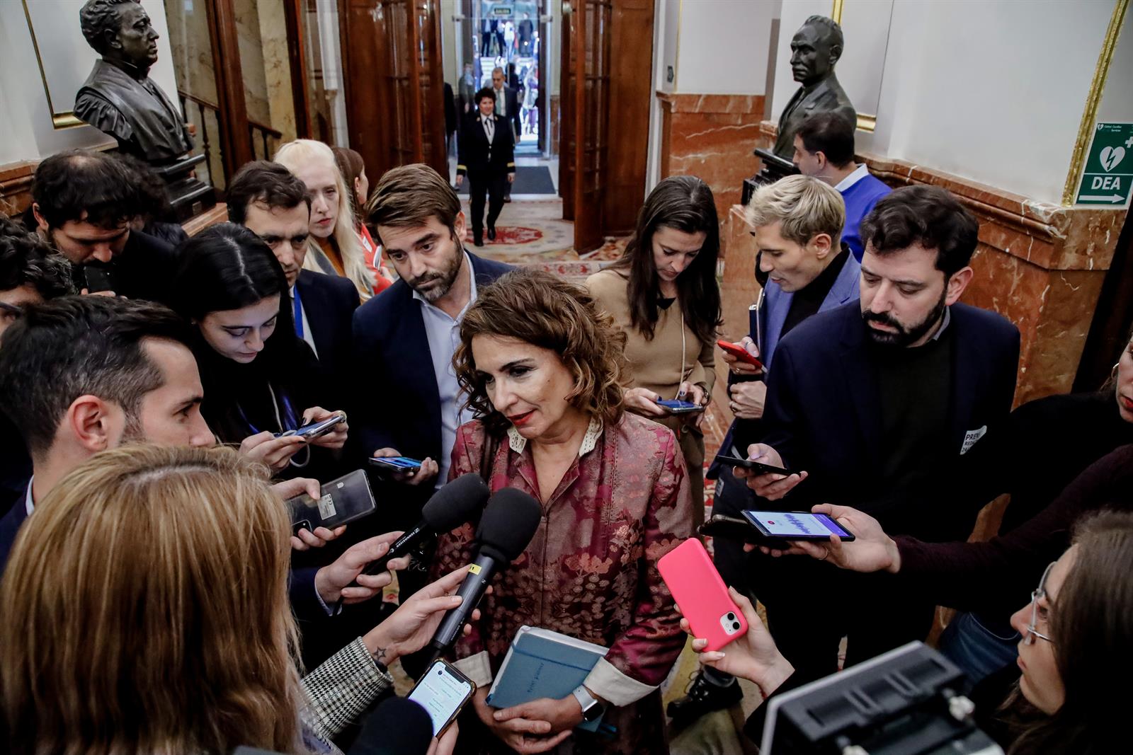 Hacienda recaudará 400 millones menos de lo previsto por el impuesto a energéticas tras las enmiendas