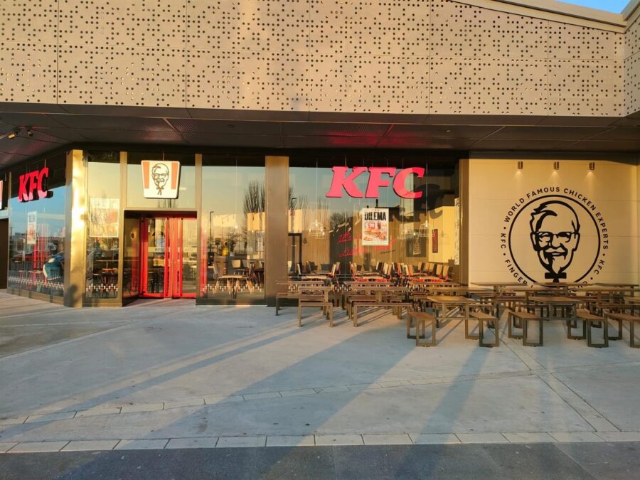 KFC Aspira A Cerrar 2024 Con M S De 400 Restaurantes En Espa A Forbes   Fotonoticia 20230110125346 9999 900x675 