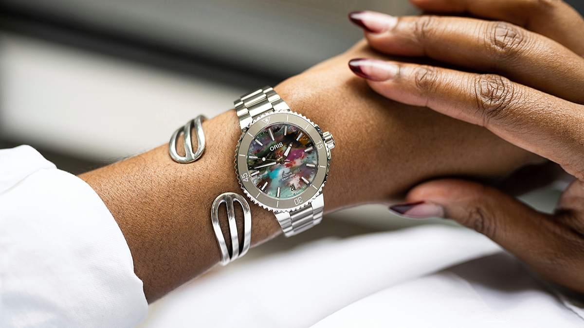 Relojes mujer en color  Reloj para mujer deportivo suizo Wryst