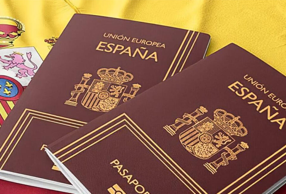 España, en el segundo puesto de los pasaportes más poderosos del mundo: esta es la lista completa