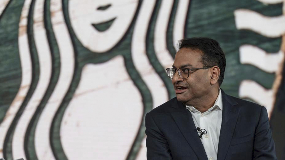 Estos son los cambios que podría llevar a cabo el nuevo CEO de Starbucks, Laxman  Narasimhan, para mejorar la empresa - Forbes España