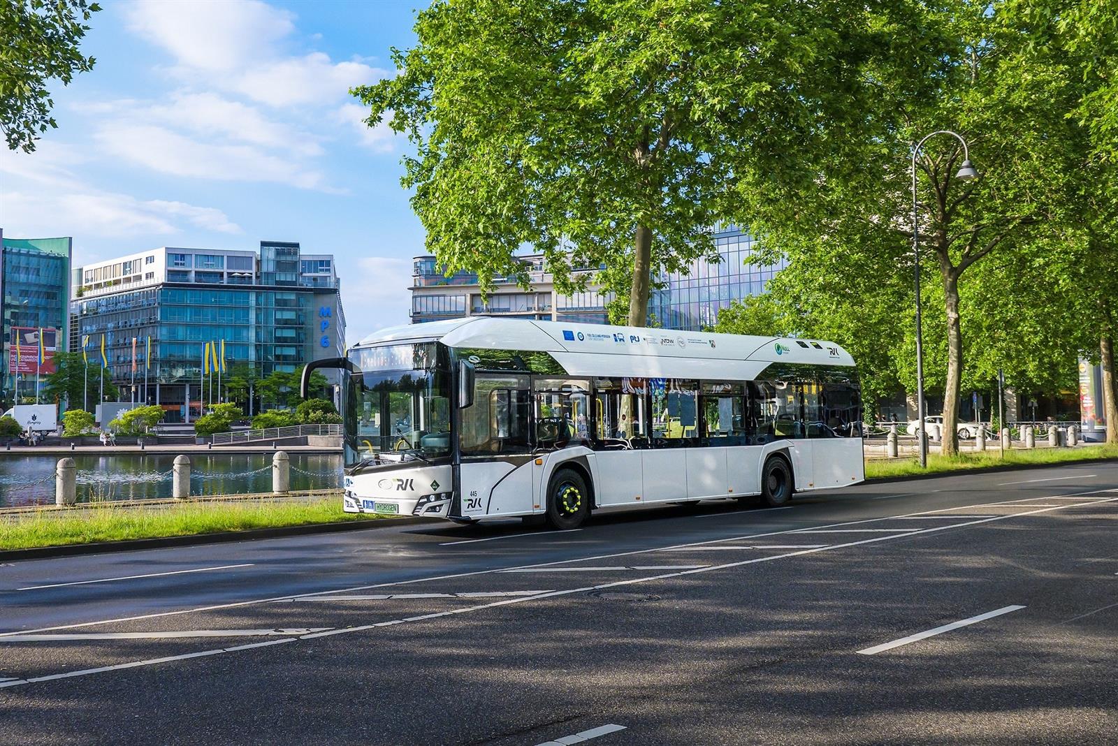 CAF chiude due nuovi contratti di fornitura di autobus per Germania e Italia per 40 milioni di euro