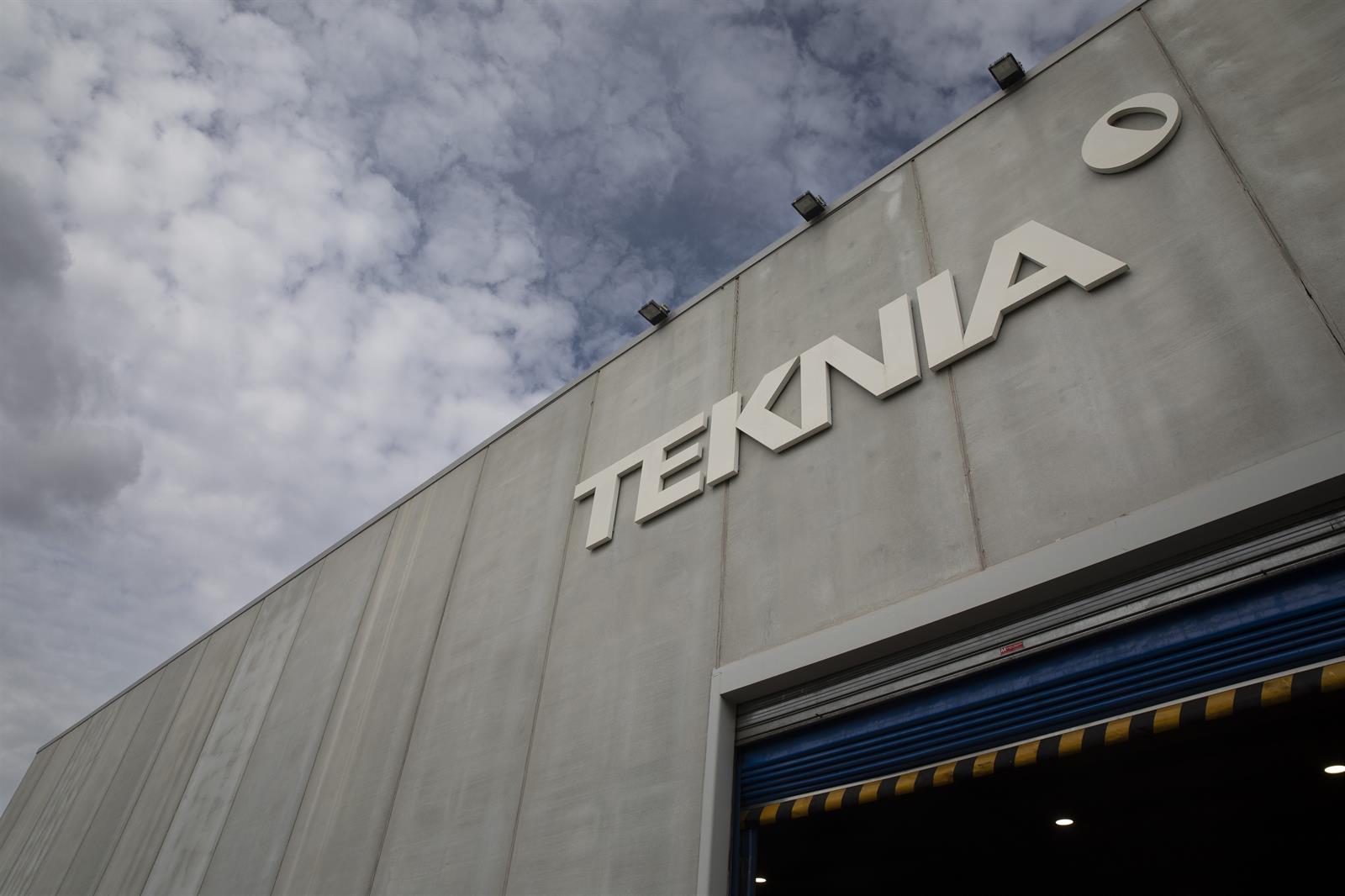 Teknia acuerda con Endesa elevar suministro de electricidad renovable a largo plazo para cinco de sus plantas