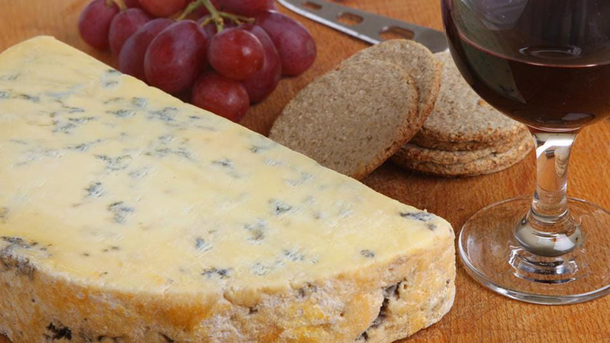 Los mejores maridajes de vino y licores con queso Stilton