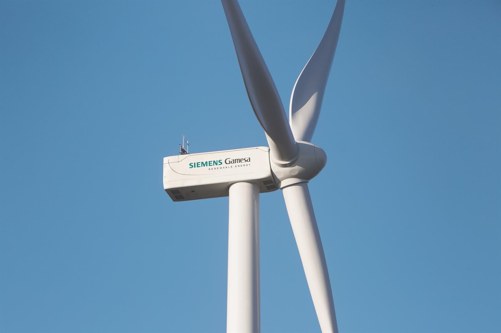 Siemens Gamesa suministrará 40 turbinas a Repsol para seis de sus parques eólicos en España