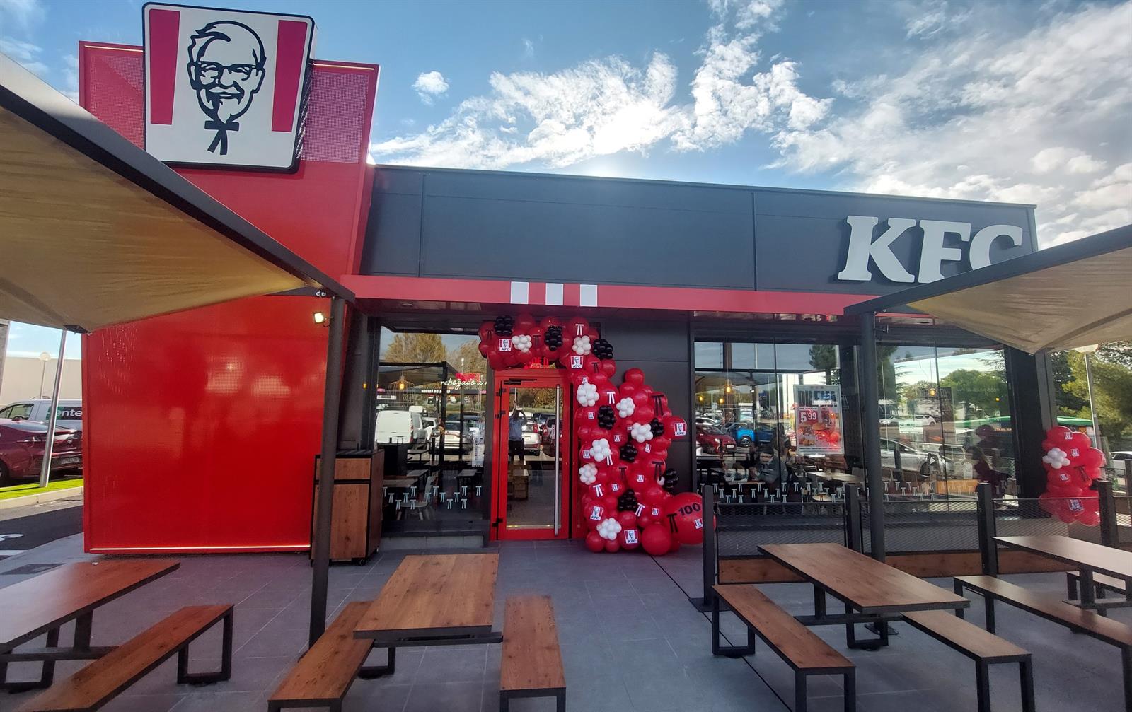 AmRest cierra con alza del 4,5% en Bolsa tras vender su negocio de restaurantes KFC en Rusia por 100 millones