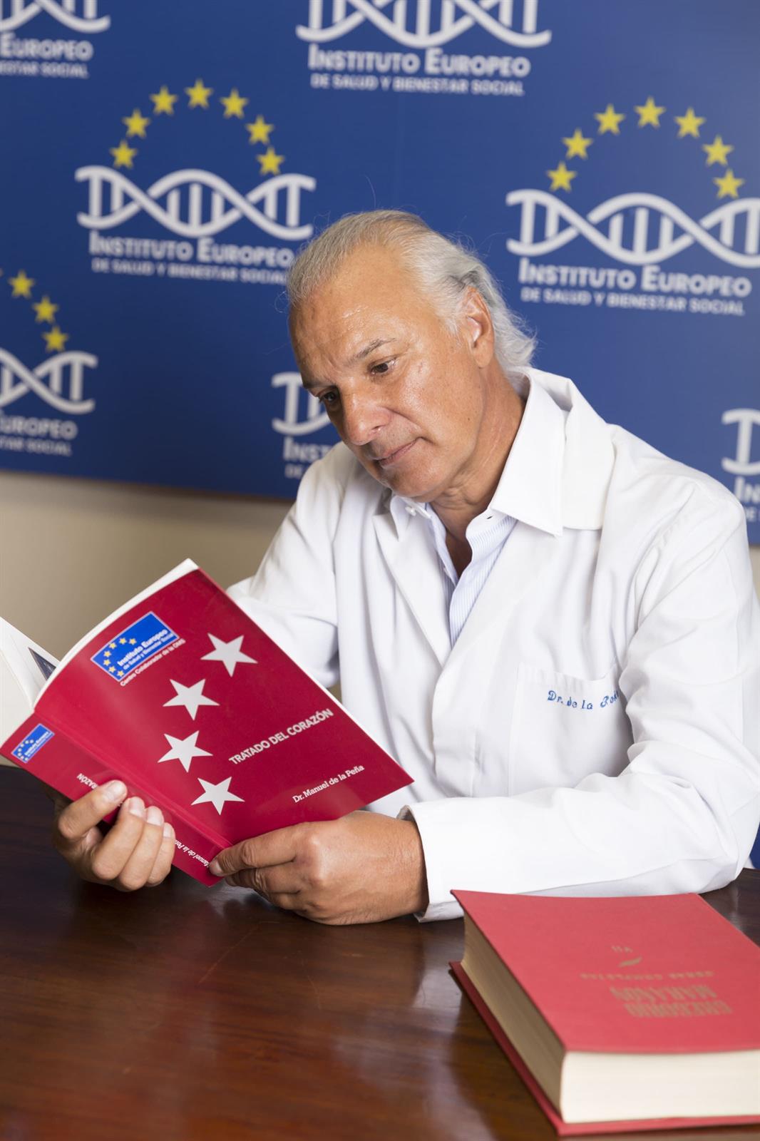 La ansiedad se asocia con un aumento del 20% de infartos, según el Dr. Manuel De la Peña